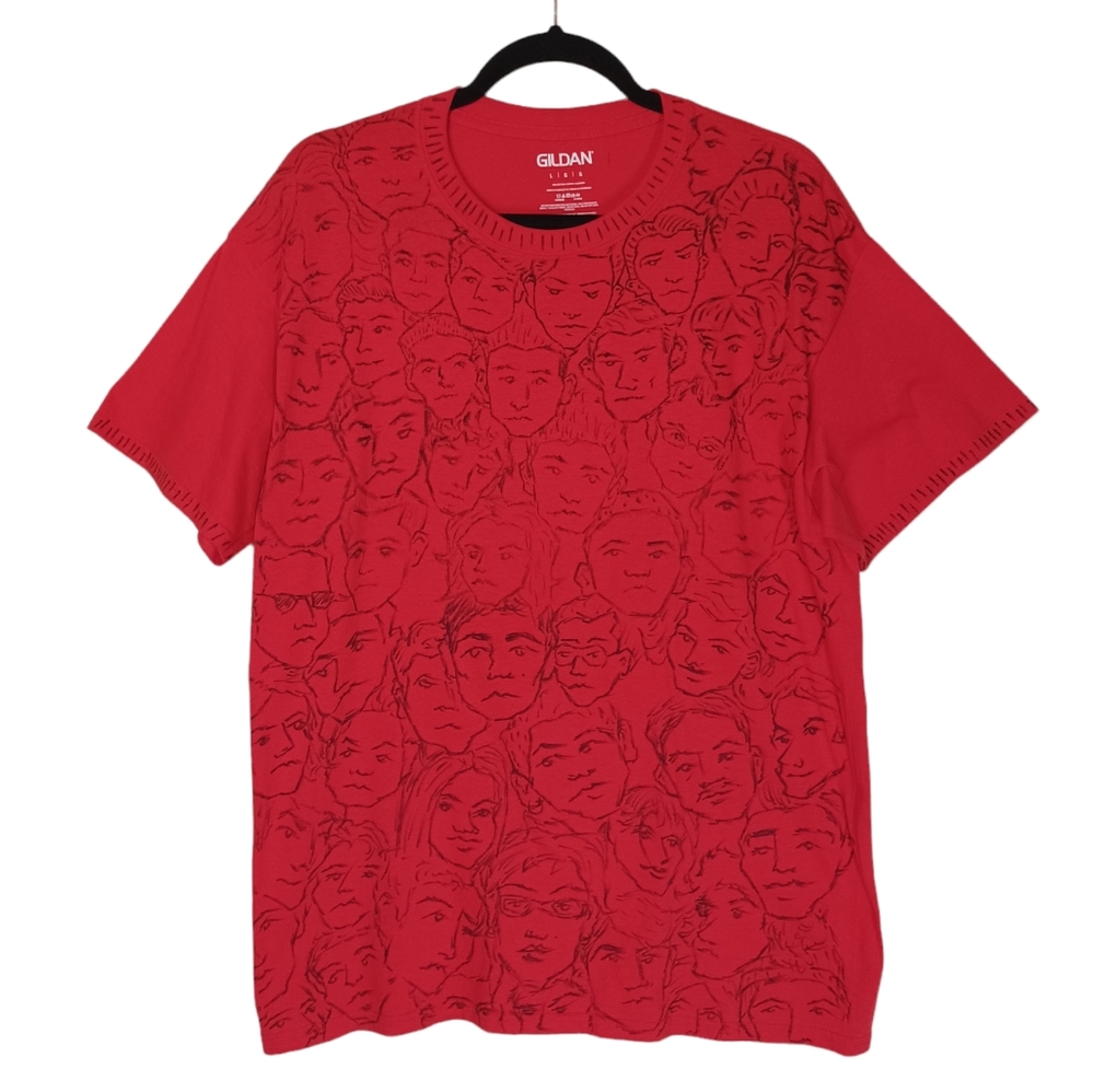 HAND DRAWN GILDAN Face Portrait Print Red Short Sleeve Crewneck T Shirt Large